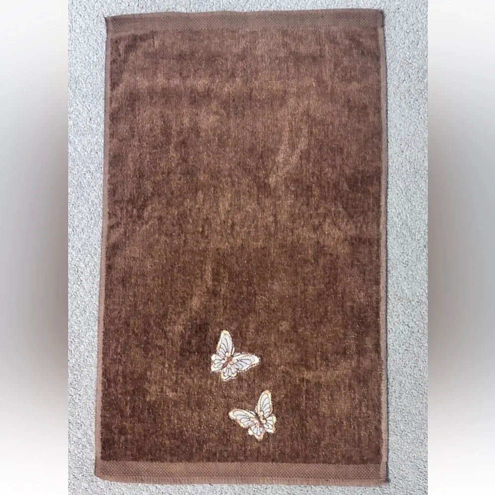 Vintage Matrex Embroidered Butterfly 3 Piece Towel Set MCM